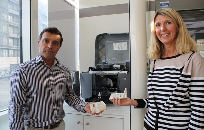 Thierry Martinet et Nathalie Talou Kolesnik, les deux conseillers numériques 3D de La Poste à Bordeaux-Mériadeck Thierry Martinet et Nathalie Talou Kolesnik, les deux conseillers numériques 3D de La Poste à Bordeaux-Mériadeck