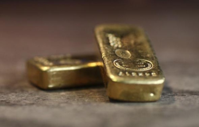 Des lingots d'or. Des lingots d'or.