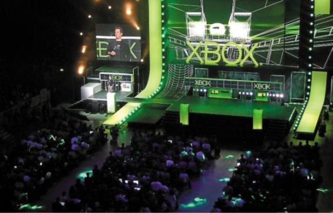 Après sept ans d'existence, la Xbox 360 évolue encore. Après sept ans d'existence, la Xbox 360 évolue encore.