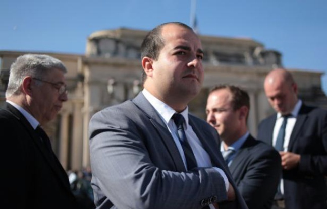 David Rachline à Fréjus, ville du sud de la France dont il est maire, le 28 septembre 2014 David Rachline à Fréjus, ville du sud de la France dont il est maire, le 28 septembre 2014