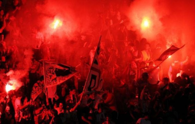 L'AC Ajaccio a été sanctionné jeudi d'un retrait de trois points, dont un avec sursis, pour la saison 2012-2013 de Ligue 1, par la Commission de discipline de la Ligue de football professionnel (LFP), en raison d'incidents lors du match de L1 face à Lyon le 13 mai. L'AC Ajaccio a été sanctionné jeudi d'un retrait de trois points, dont un avec sursis, pour la saison 2012-2013 de Ligue 1, par la Commission de discipline de la Ligue de football professionnel (LFP), en raison d'incidents lors du match de L1 face à Lyon le 13 mai.
