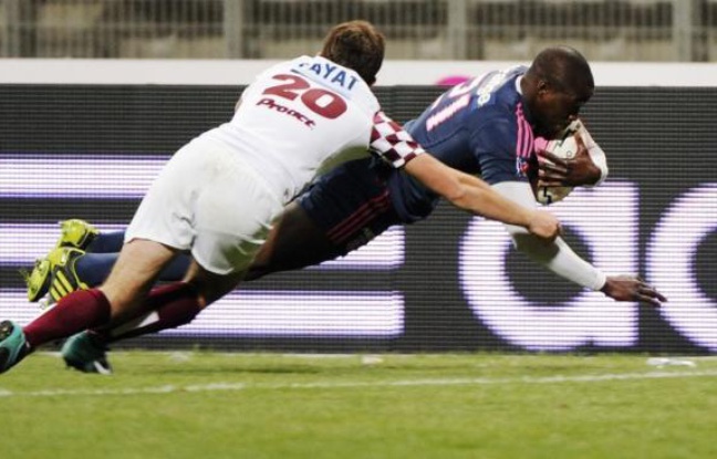 L'arrière du Stade Français Djibril Camara a écopé de six mois de suspension pour infraction aux règles antidopage en matière de localisation L'arrière du Stade Français Djibril Camara a écopé de six mois de suspension pour infraction aux règles antidopage en matière de localisation