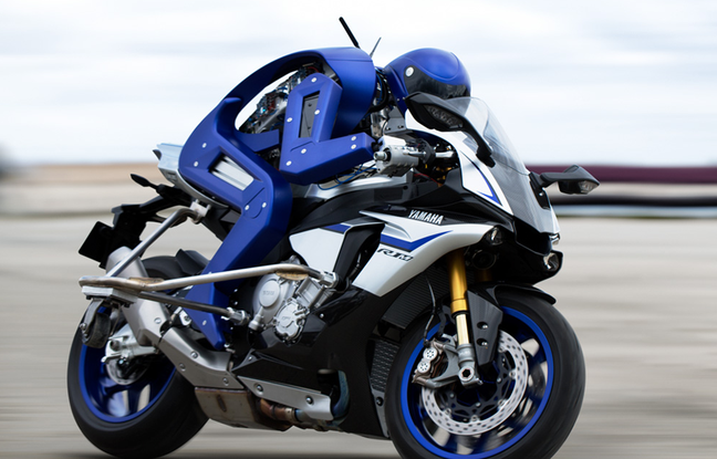 La première moto autonome a été présentée au salon de Tokyo ce 28 octobre, par Yamaha. Son nom ? Motobot. La première moto autonome a été présentée au salon de Tokyo ce 28 octobre, par Yamaha. Son nom ? Motobot.