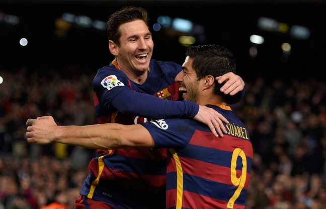 Lionel Messi fête un but avec Luis Suarez le 14 février 2016. Lionel Messi fête un but avec Luis Suarez le 14 février 2016.