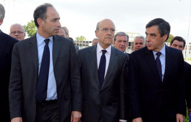 Jean-François Copé, Alain Juppé et François Fillon (de gauche à droite) à Bordeaux, le 3 mai 2012. Jean-François Copé, Alain Juppé et François Fillon (de gauche à droite) à Bordeaux, le 3 mai 2012.