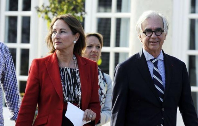 Ségolène Royal, battue dimanche dans la 1ère circonscription de Charente-Maritime par le dissident PS Olivier Falorni (DVG), a dénoncé une "trahison politique", considérant que le nouvel élu était "un député de droite". Ségolène Royal, battue dimanche dans la 1ère circonscription de Charente-Maritime par le dissident PS Olivier Falorni (DVG), a dénoncé une "trahison politique", considérant que le nouvel élu était "un député de droite".