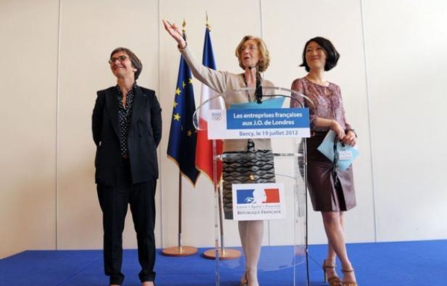 Le gouvernement a réuni jeudi une douzaine d'entreprises françaises qui ont décroché des contrats pour les Jeux olympiques de Londres, dont beaucoup représentent des niches très spécialisées et bénéficient ainsi d'une vitrine pour se développer à l'exportation. Le gouvernement a réuni jeudi une douzaine d'entreprises françaises qui ont décroché des contrats pour les Jeux olympiques de Londres, dont beaucoup représentent des niches très spécialisées et bénéficient ainsi d'une vitrine pour se développer à l'exportation.