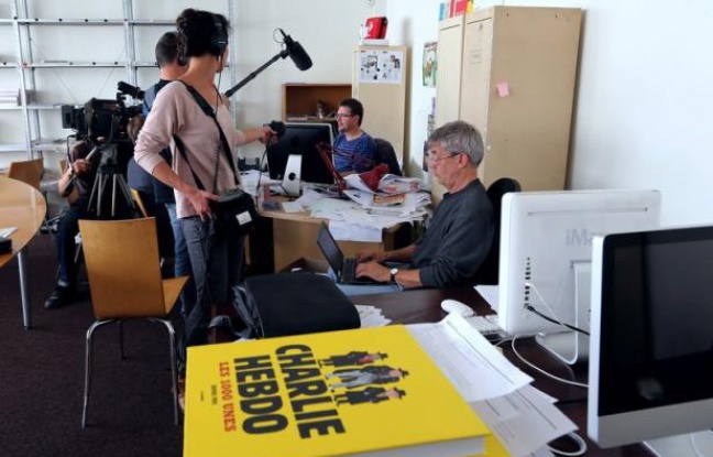 La presse fait front jeudi au nom de la liberté d'expression derrière Charlie Hebdo, très critiqué après la publication de caricatures de Mahomet, même si plusieurs éditorialistes y voient une "provocation" regrettable dans un contexte d'extrêmes tensions. La presse fait front jeudi au nom de la liberté d'expression derrière Charlie Hebdo, très critiqué après la publication de caricatures de Mahomet, même si plusieurs éditorialistes y voient une "provocation" regrettable dans un contexte d'extrêmes tensions.