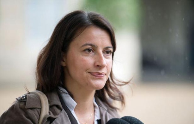 Cécile Duflot, numéro un d'Europe Ecologie Les Verts (EELV) qui s'est prononcée pour la dépénalisation du cannabis, a affirmé que François Hollande, qui l'a reçue jeudi, respectait "l'autonomie" des formations politiques de la majorité. Cécile Duflot, numéro un d'Europe Ecologie Les Verts (EELV) qui s'est prononcée pour la dépénalisation du cannabis, a affirmé que François Hollande, qui l'a reçue jeudi, respectait "l'autonomie" des formations politiques de la majorité.