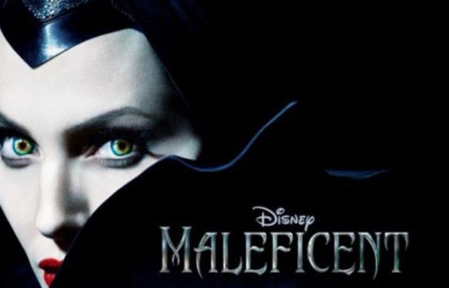 Angelina Jolie sur l'affiche de Maleficient (Maléfique) Angelina Jolie sur l'affiche de Maleficient (Maléfique)