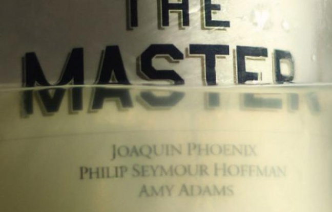 L'affiche du sixième film de Paul Thomas Anderson a été dévoilée le jeudi 19 juillet. L'affiche du sixième film de Paul Thomas Anderson a été dévoilée le jeudi 19 juillet.