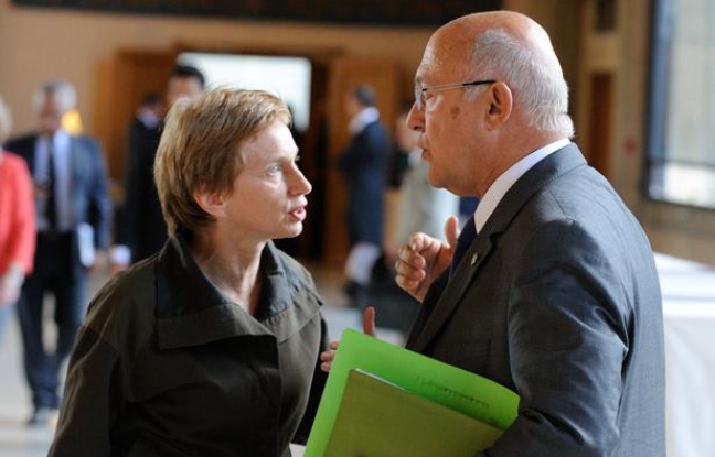 Laurence Parisot, présidente du Medef, et Michel Sapin, ministre du Travail. Laurence Parisot, présidente du Medef, et Michel Sapin, ministre du Travail.