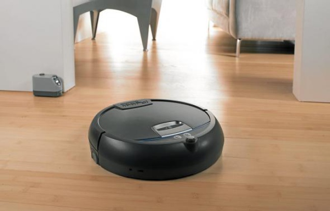 Le robot Scooba 390, le dernier-né de la firme américaine iRobot, lave le sol tout seul. Le robot Scooba 390, le dernier-né de la firme américaine iRobot, lave le sol tout seul.