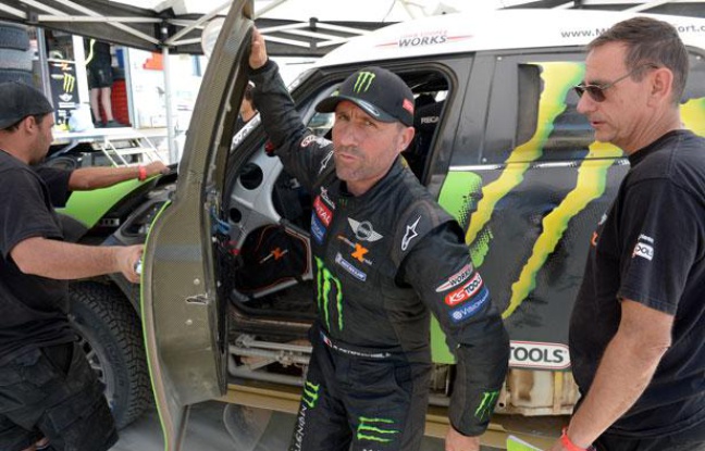 Le pilote français Stéphane Péterhansel, au bivouac d'Arequipa, le 9 janvier 2013. Le pilote français Stéphane Péterhansel, au bivouac d'Arequipa, le 9 janvier 2013.