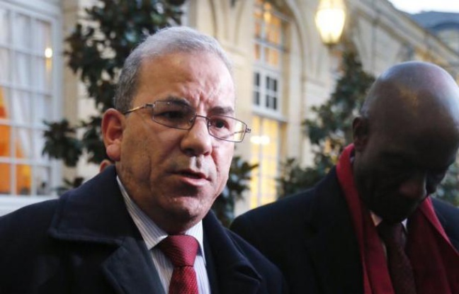 Le Conseil français du culte musulman (CFCM) a adopté samedi une réforme de ses statuts qui ramène dans l'instance "toutes les composantes de l'islam de France", a déclaré à l'AFP un de ses responsables, Abdallah Zekri. Le Conseil français du culte musulman (CFCM) a adopté samedi une réforme de ses statuts qui ramène dans l'instance "toutes les composantes de l'islam de France", a déclaré à l'AFP un de ses responsables, Abdallah Zekri.
