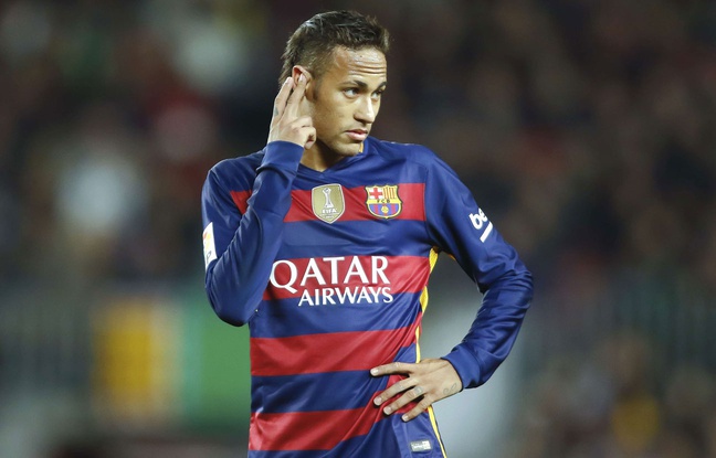 Neymar lors du match entre le Barça et le Betis Séville le 30 décembre 2015. Neymar lors du match entre le Barça et le Betis Séville le 30 décembre 2015.