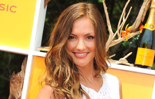 L'actrice Minka Kelly à New York en juin 2012. L'actrice Minka Kelly à New York en juin 2012.