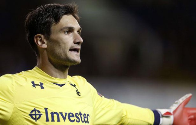 Hugo Lloris sous le maillot de Tottenham contre la Lazio Rome en Ligue Europa, le 20 septembre 2012 à White Hart Lane. Hugo Lloris sous le maillot de Tottenham contre la Lazio Rome en Ligue Europa, le 20 septembre 2012 à White Hart Lane.