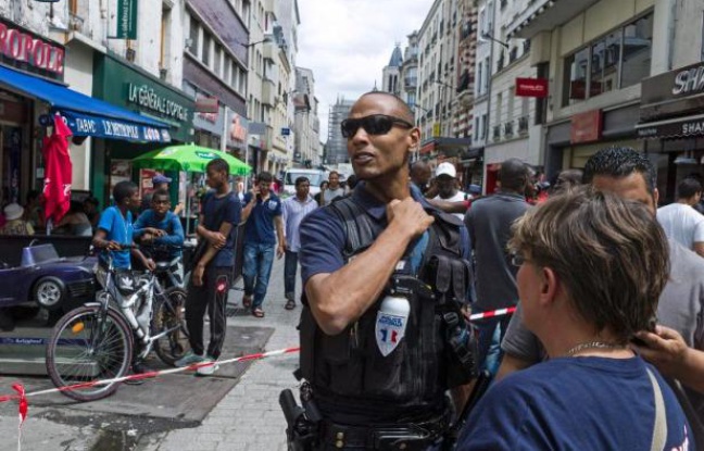 Soixante-dix commerces de Saint-Denis (Seine-Saint-Denis) n'ont plus le droit, depuis le 27 juillet et pour trois mois, d'ouvrir après 20H00 à cause de nuisances liées à l'alcool et la drogue, a indiqué vendredi la mairie, confirmant une information du Parisien. Soixante-dix commerces de Saint-Denis (Seine-Saint-Denis) n'ont plus le droit, depuis le 27 juillet et pour trois mois, d'ouvrir après 20H00 à cause de nuisances liées à l'alcool et la drogue, a indiqué vendredi la mairie, confirmant une information du Parisien.