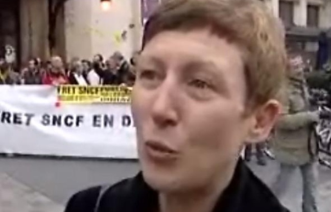 Marie Bové, la fille du député européen José Bové, est candidate pour mener la liste Europe-Ecologie en Aquitaine pour les élections régionales de 2010. Marie Bové, la fille du député européen José Bové, est candidate pour mener la liste Europe-Ecologie en Aquitaine pour les élections régionales de 2010.