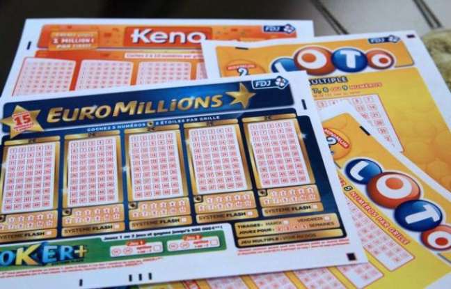 Une cagnotte d'au moins 153 millions d'euros sera mise en jeu mardi soir, aucun joueur n'ayant découvert les sept bons numéros nécessaires pour décrocher la cagnotte de 141.583.959 euros mise en jeu vendredi lors du tirage d'Euro Millions. Une cagnotte d'au moins 153 millions d'euros sera mise en jeu mardi soir, aucun joueur n'ayant découvert les sept bons numéros nécessaires pour décrocher la cagnotte de 141.583.959 euros mise en jeu vendredi lors du tirage d'Euro Millions.