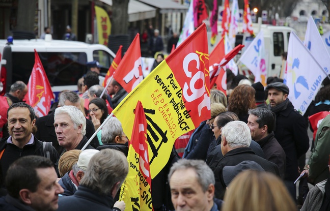 Manifestation de la fonction publique pour la défense des conditions de travail à l'appel de différents syndicats le 26 janvier 2016. Manifestation de la fonction publique pour la défense des conditions de travail à l'appel de différents syndicats le 26 janvier 2016.