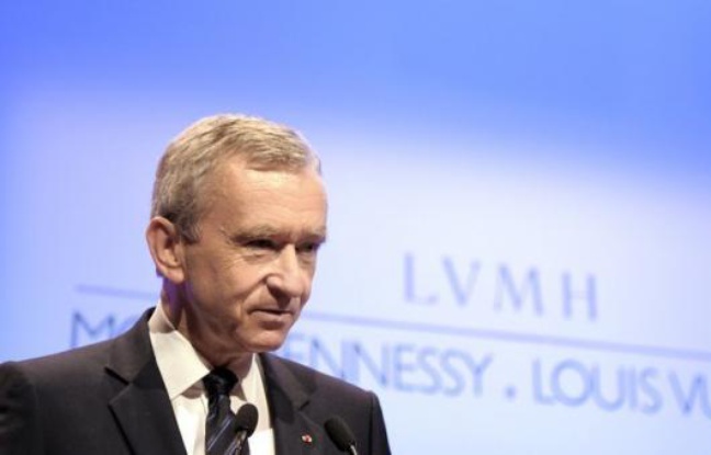 Les dirigeants d'Hermès avaient appelé mercredi le patron de LVMH à se retirer du capital de la maison, moins de deux semaines après son entrée fracassante. Les dirigeants d'Hermès avaient appelé mercredi le patron de LVMH à se retirer du capital de la maison, moins de deux semaines après son entrée fracassante.