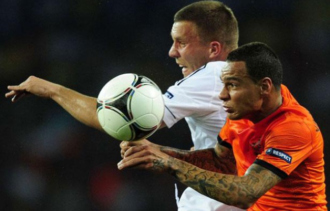 Gregory van der Wiel lors de l'Euro 2012 avec les Pays-Bas, le 13 juin 2012 Gregory van der Wiel lors de l'Euro 2012 avec les Pays-Bas, le 13 juin 2012