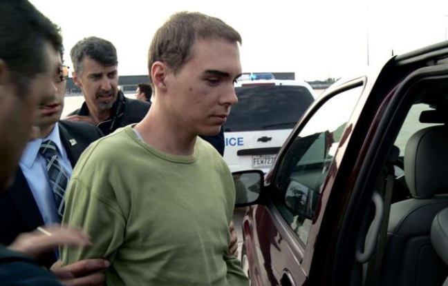 Luka Rocco Magnotta lors de son arrivée à Montréal, le 18 juin 2012. Luka Rocco Magnotta lors de son arrivée à Montréal, le 18 juin 2012.