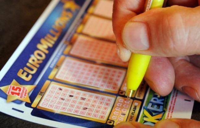 La cagnotte record d'Euro Millions de 190 millions d'euros a été remportée vendredi soir par un joueur du Royaume-Uni, a annoncé La Française des Jeux (FDJ) à l'AFP. La cagnotte record d'Euro Millions de 190 millions d'euros a été remportée vendredi soir par un joueur du Royaume-Uni, a annoncé La Française des Jeux (FDJ) à l'AFP.