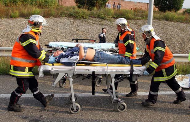 Photo illustation d'une intervention des pompiers. Photo illustation d'une intervention des pompiers.