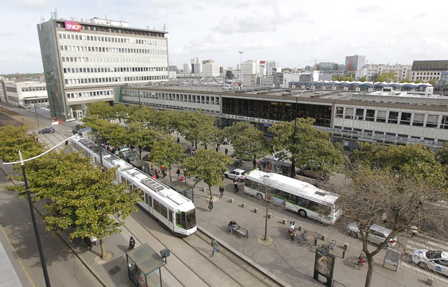 Nantes: La transformation du parvis nord de la gare se dessine 648x415_nantes-le-18-04-2013-la-gare