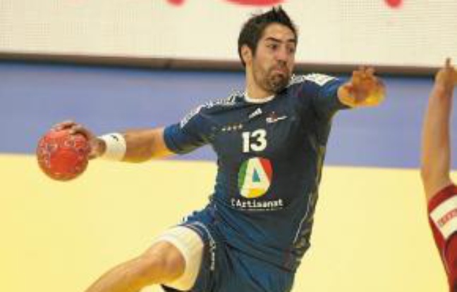 Karabatic fonce vers les Jeux. Karabatic fonce vers les Jeux.