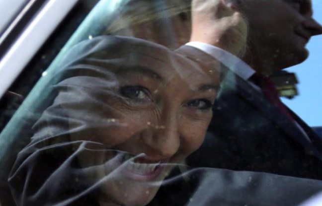 La présidente du Front national Marine Le Pen à Villeneuve-sur-Lot, le 4 mai 2013. La présidente du Front national Marine Le Pen à Villeneuve-sur-Lot, le 4 mai 2013.