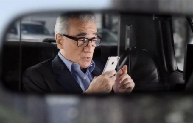 Martin Scorsese dans un spot publicitaire Apple. Martin Scorsese dans un spot publicitaire Apple.