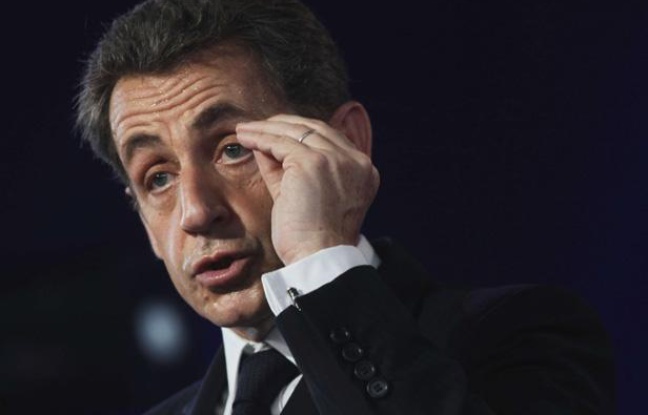 Nicolas Sarkozy lors de son discours à Cernay (Haut-Rhin), le 25 avril 2012. Nicolas Sarkozy lors de son discours à Cernay (Haut-Rhin), le 25 avril 2012.