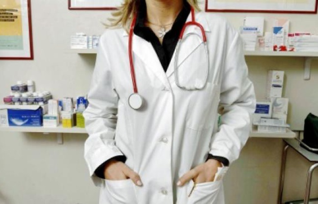 Les médecins généralistes feront payer leur consultation 23 euros au 1er janvier 2011. Les médecins généralistes feront payer leur consultation 23 euros au 1er janvier 2011.