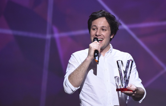 Vianney a reçu la Victoire de la musique du meilleur Artiste masculin, au Zénith de Paris le 13 février 2016. Vianney a reçu la Victoire de la musique du meilleur Artiste masculin, au Zénith de Paris le 13 février 2016.