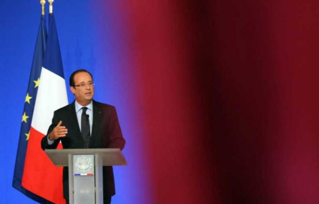 François Hollande le 27 août 2012 à la conférence des ambassadeurs, à l'Elysée. François Hollande le 27 août 2012 à la conférence des ambassadeurs, à l'Elysée.