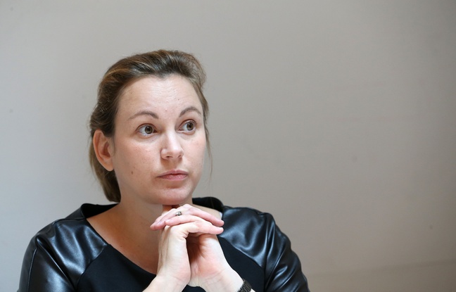 Axelle Lemaire, la secrétaire d'Etat chargée du Numérique, en visite dans les locaux de la société Dashlane, à Paris, le 5 octobre 2015. Axelle Lemaire, la secrétaire d'Etat chargée du Numérique, en visite dans les locaux de la société Dashlane, à Paris, le 5 octobre 2015.