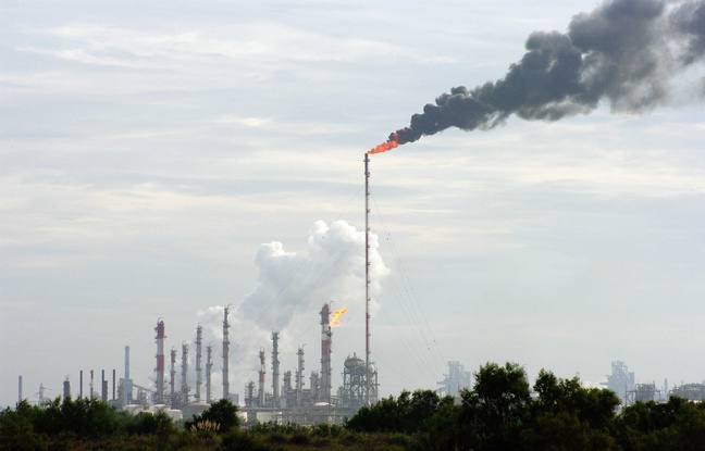Le port de Marseille Fos, l'un des plus pollués d'Europe. Le port de Marseille Fos, l'un des plus pollués d'Europe.