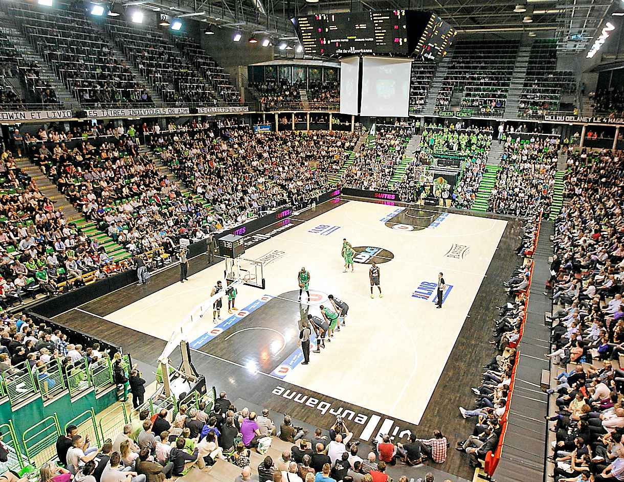 http://img.20mn.fr/8nbucFhfTKWAzDZ3SLPXtw/2048x1536-fit_asvel-gerland-debat-fin.jpg