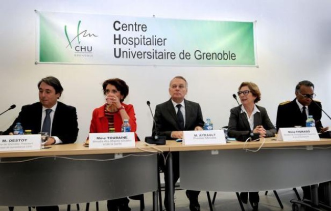 Le Premier ministre Jean-Marc Ayrault a plaidé vendredi à Grenoble pour "une réforme structurelle de notre système de santé", qui nécessitera "cinq voire dix ans", pour éviter la mise en place d'une médecine "à deux vitesses". Le Premier ministre Jean-Marc Ayrault a plaidé vendredi à Grenoble pour "une réforme structurelle de notre système de santé", qui nécessitera "cinq voire dix ans", pour éviter la mise en place d'une médecine "à deux vitesses".