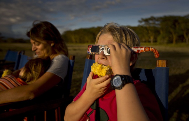 image d’eclipse de soleil