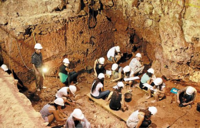 A Nice, le chantier archéologique de la grotte du Lazaret ouvre ses portes tout le week-end. A Nice, le chantier archéologique de la grotte du Lazaret ouvre ses portes tout le week-end.