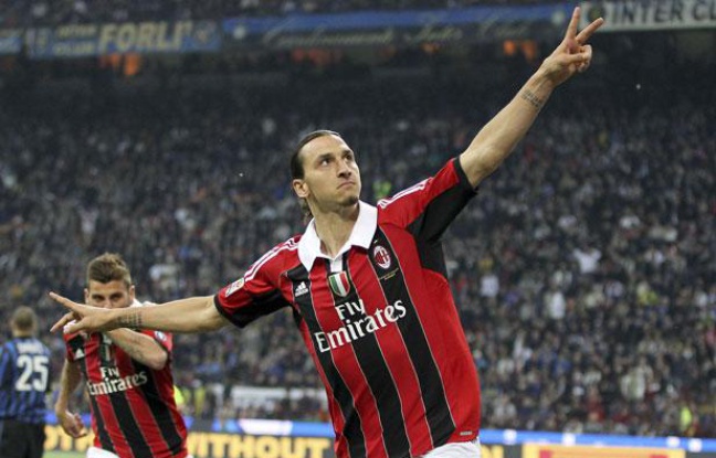 Zlatan Ibrahimovic dans le derby face à l'Inter Milan, à San Siro, le 6 mai 2012. Zlatan Ibrahimovic dans le derby face à l'Inter Milan, à San Siro, le 6 mai 2012.