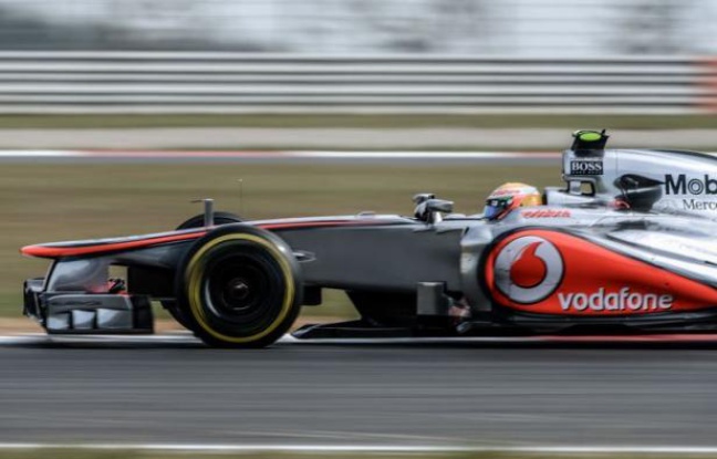 Le Britannique Lewis Hamilton (McLaren) a réalisé le meilleur temps de la première séance d'essais libres du Grand Prix de Corée du Sud, 16e manche (sur 20) du Championnat du monde de Formule 1, vendredi matin sur le circuit de Yeongam, au sud de Séoul. Le Britannique Lewis Hamilton (McLaren) a réalisé le meilleur temps de la première séance d'essais libres du Grand Prix de Corée du Sud, 16e manche (sur 20) du Championnat du monde de Formule 1, vendredi matin sur le circuit de Yeongam, au sud de Séoul.