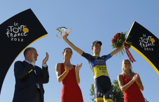 Le coureur danois Chris Anker Sorensen, vainqueur du prix de la combativité lors du Tour de France 2012, le 22 juillet 2012 à Paris. Le coureur danois Chris Anker Sorensen, vainqueur du prix de la combativité lors du Tour de France 2012, le 22 juillet 2012 à Paris.