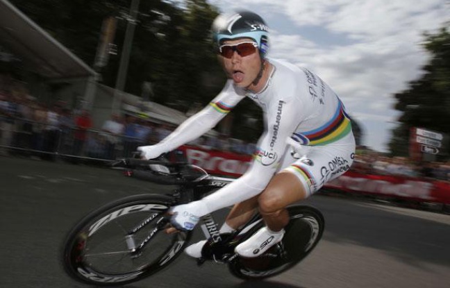 Le rouleur de l'équipe Omega Pharma, Tony Martin, lors du prologue du Tour de France, le 30 juin 2012, à Liège. Le rouleur de l'équipe Omega Pharma, Tony Martin, lors du prologue du Tour de France, le 30 juin 2012, à Liège.