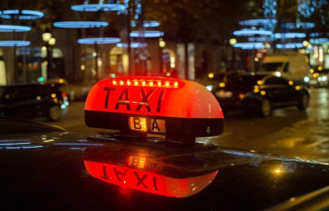 Illustration: un taxi à Paris. Illustration: un taxi à Paris.